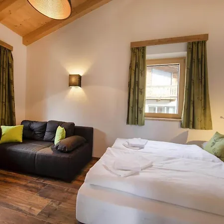 Chalet Alpine Family Near Wildkogel *